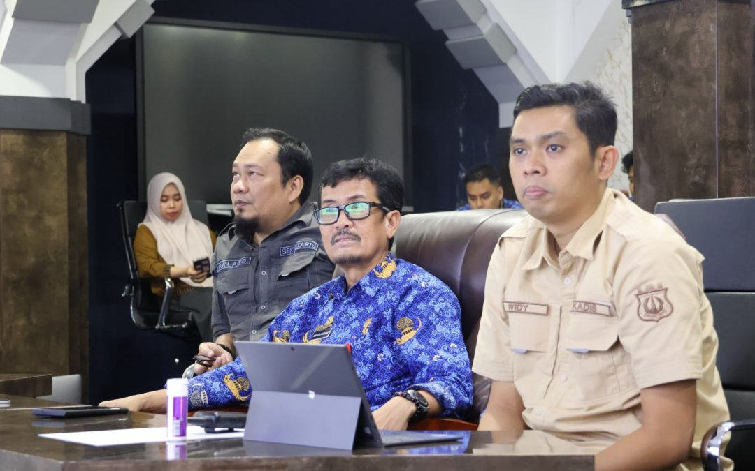 Sekda Pinrang Pimpin Tim SPBE Pemkab Pinrang pada Kegiatan Interviu Tauval SPBE secara Virtual