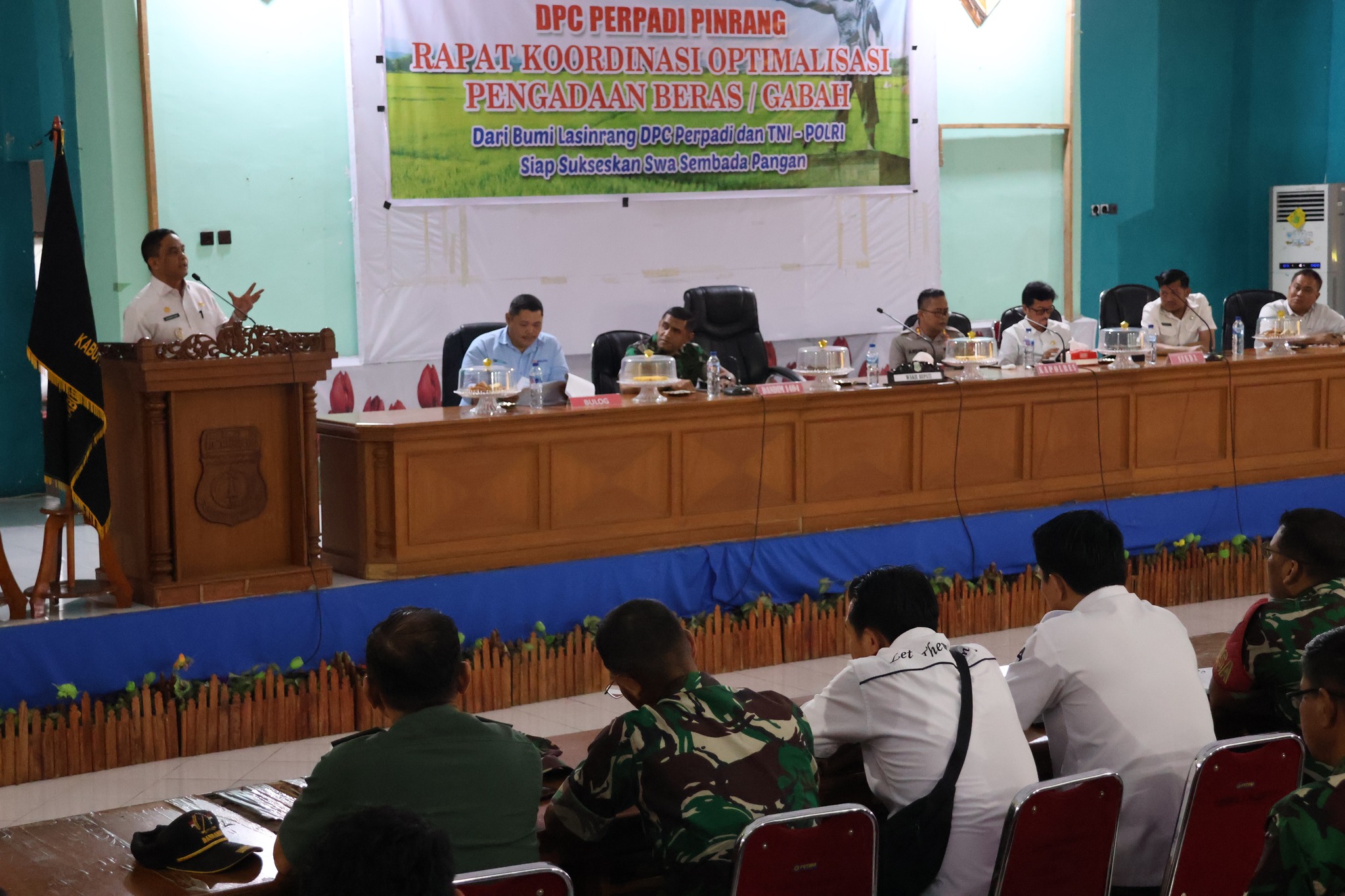 Wabup Pinrang Pimpin Rapat Koordinasi Optimalisasi Pengadaan Beras dan Gabah