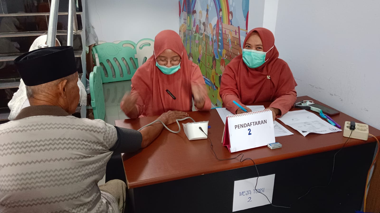 Vaksinasi Calon Jemaah Haji Kabupaten Pinrang: Pastikan Kesehatan Terpenuhi Sebelum Keberangkatan