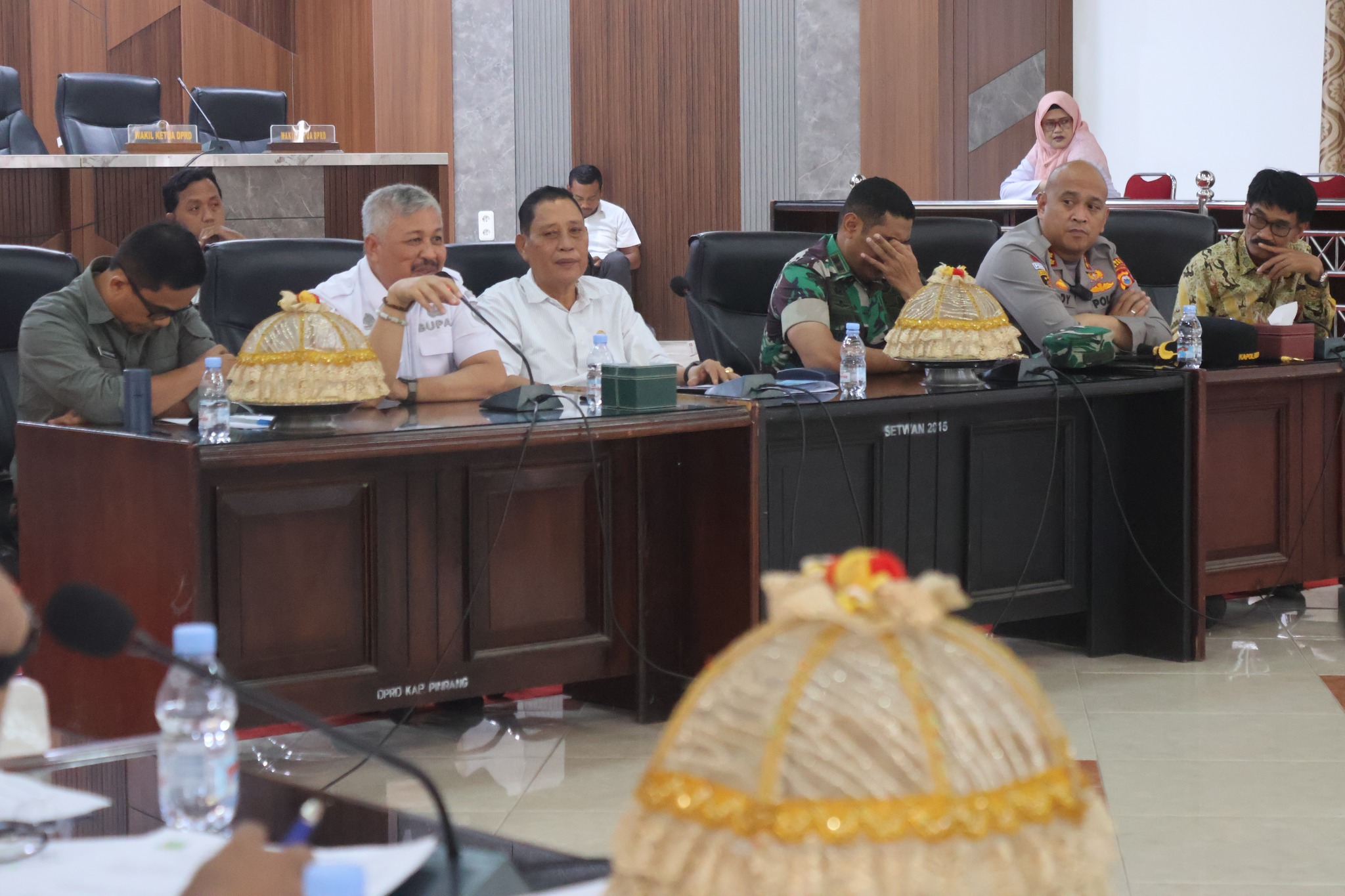 Cari Titik Temu, Pemkab dan Masyarakat Pinrang Bahas Penyesuaian Tarif PBB di DPRD