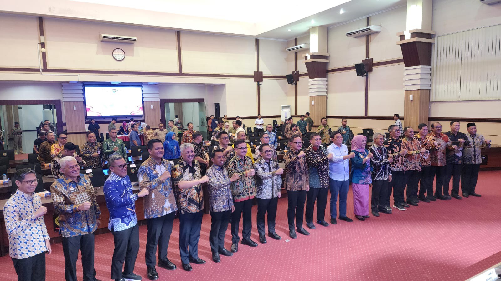 Wamendagri Tekankan Penguatan Peran Gubernur sebagai Wakil Pemerintah Pusat, Bupati Pinrang Nyatakan Dukungan Penuh
