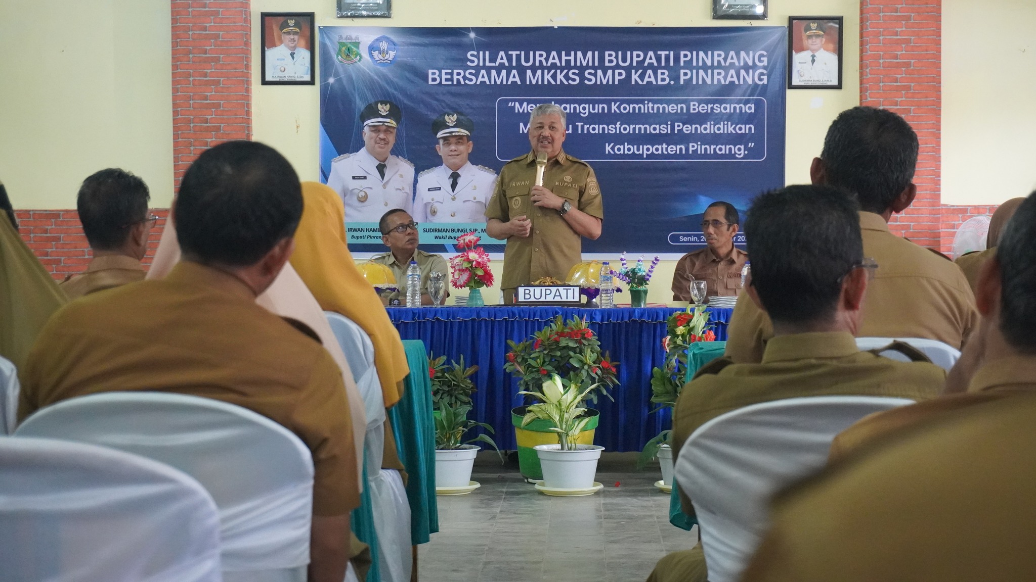Bupati Pinrang Tekankan Pentingnya Sinergi dan Pendekatan Humanis dalam Meningkatkan Kualitas Pendidikan Daerah