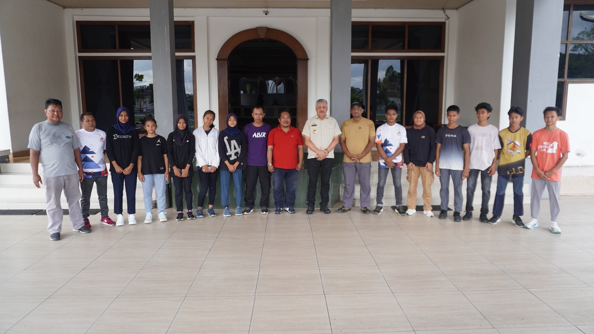Modal Kuat! Atlet Panjat Tebing Pinrang Siap Rebut Tiket Porprov 2026