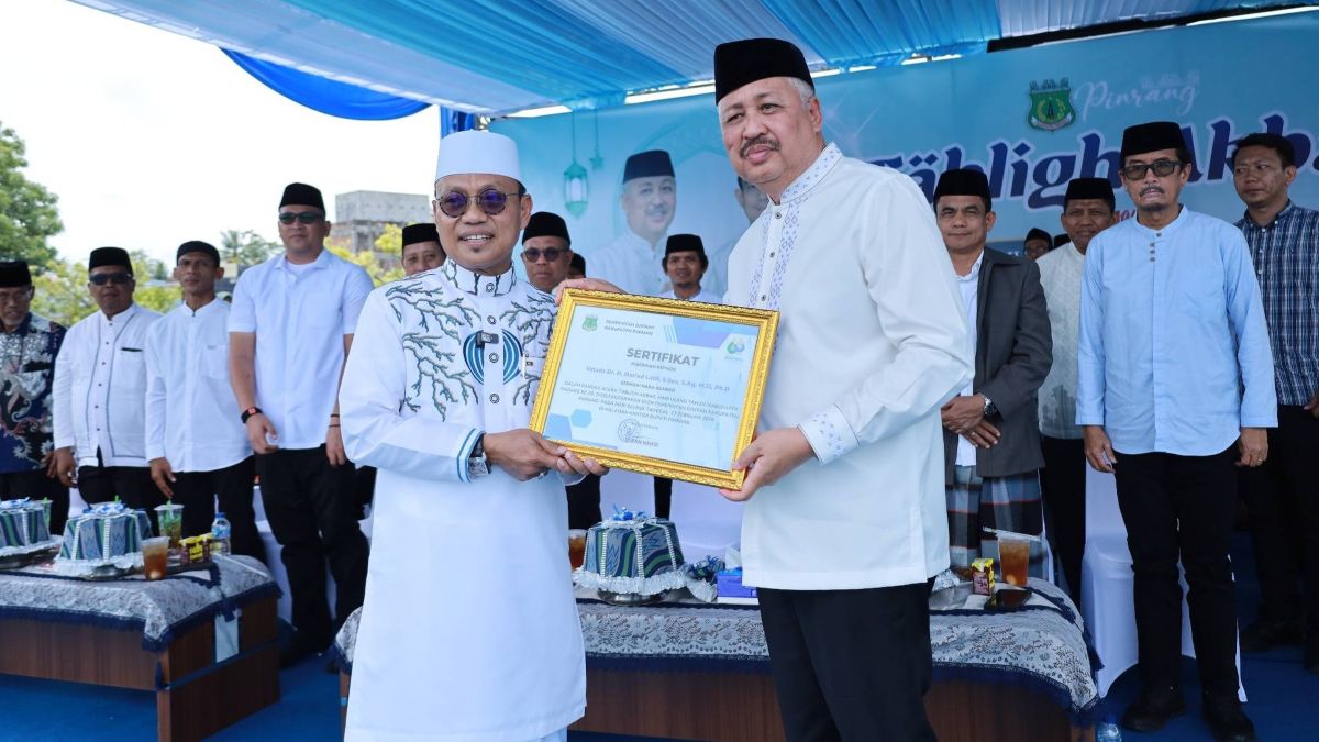 Mengetuk Pintu Langit di Hari Jadi Ke-66: Saat Ribuan Warga Pinrang Larut dalam Doa dan Berkah Teknologi